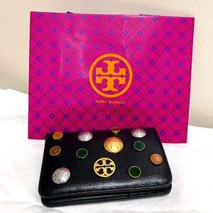 Authentic Tory Burch Willa Embellished Wallet (Medium size) Never Used